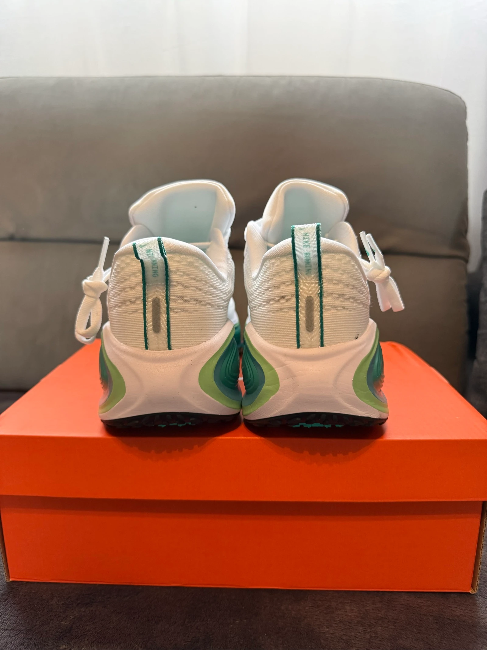 Nike Vomero Plus – photo 6